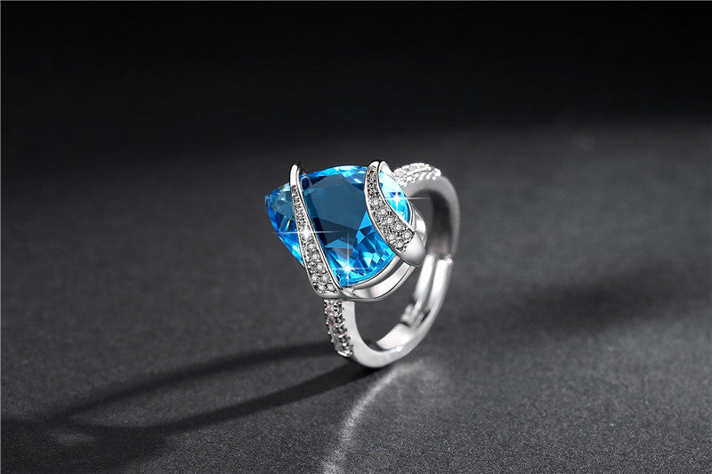 Seraphina Thorne sett i hvitt gull