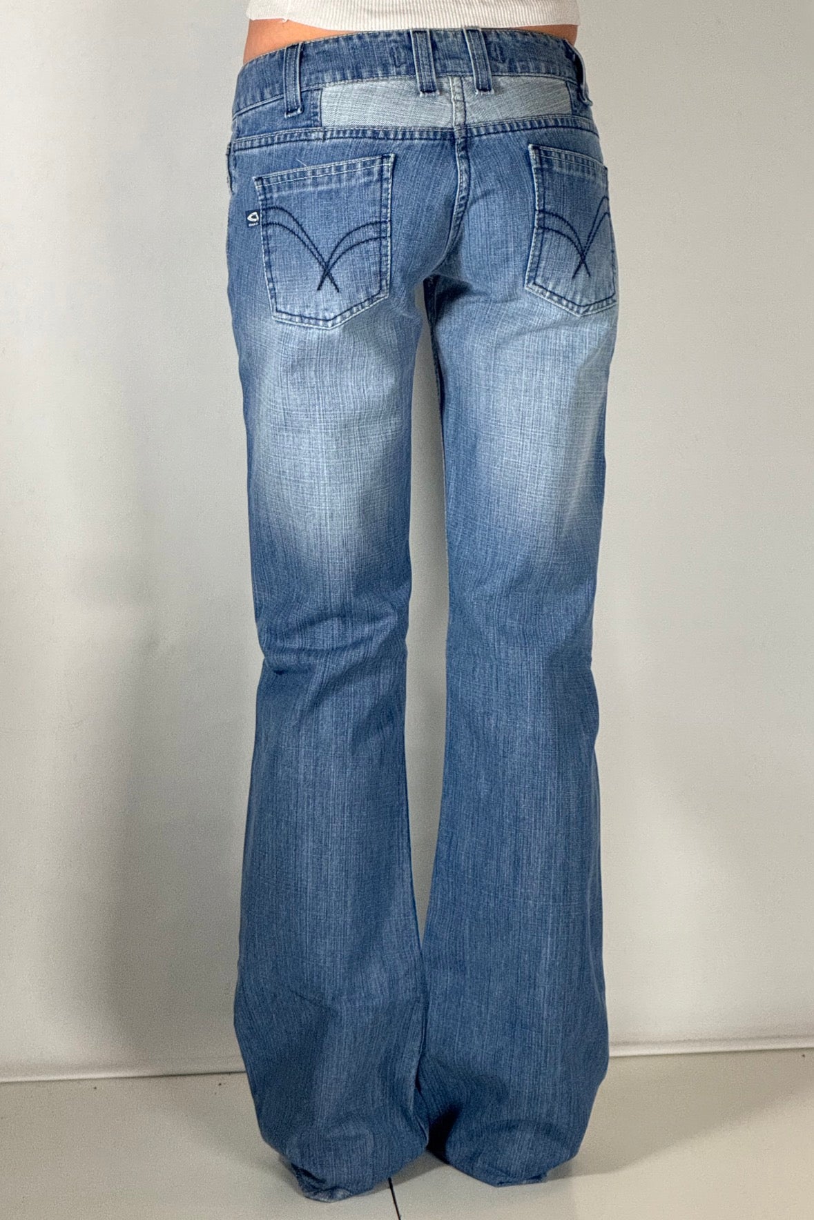Lågmidjade jeans